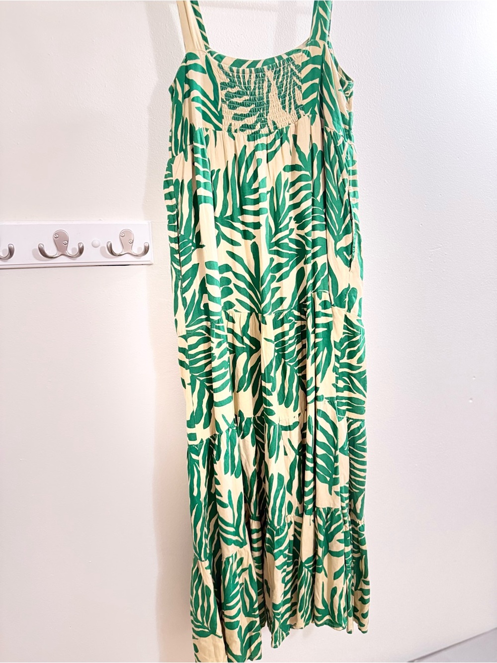 THML Green & Tan Palm Print Maxi Dress - Picture 7 of 8